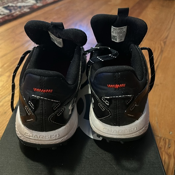 Under Armour Youth Cleats Baseball soccer - Picture 4 of 5